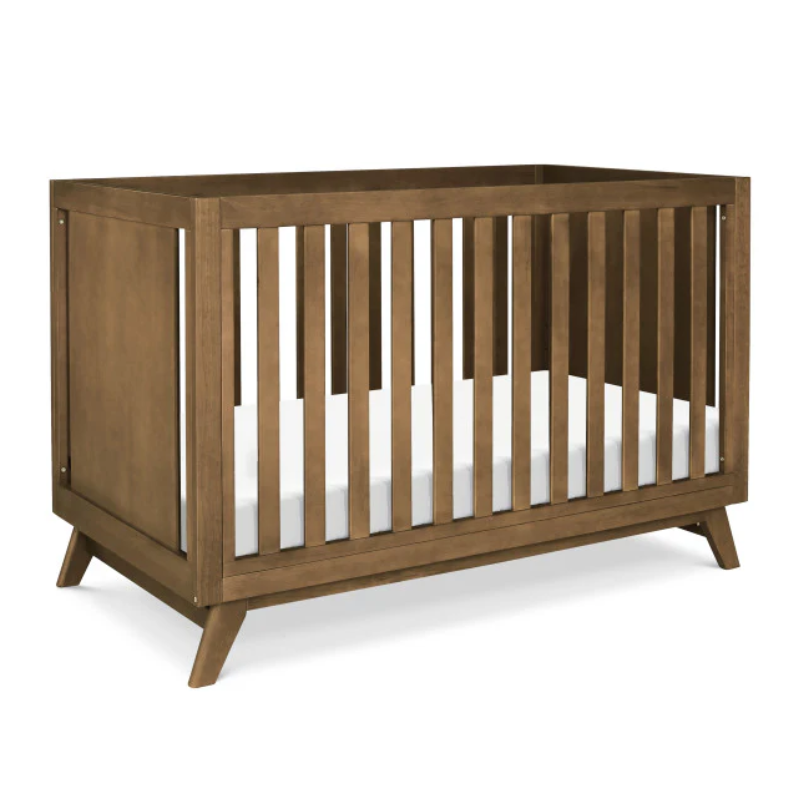 DaVinci Otto 3 in 1 Convertible Crib Walnut
