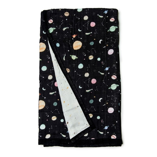 Oversize Quilt by LouLou Lollipop at $104.88! Shop now at Nestled by Snuggle Bugz for Nursery & Décor.